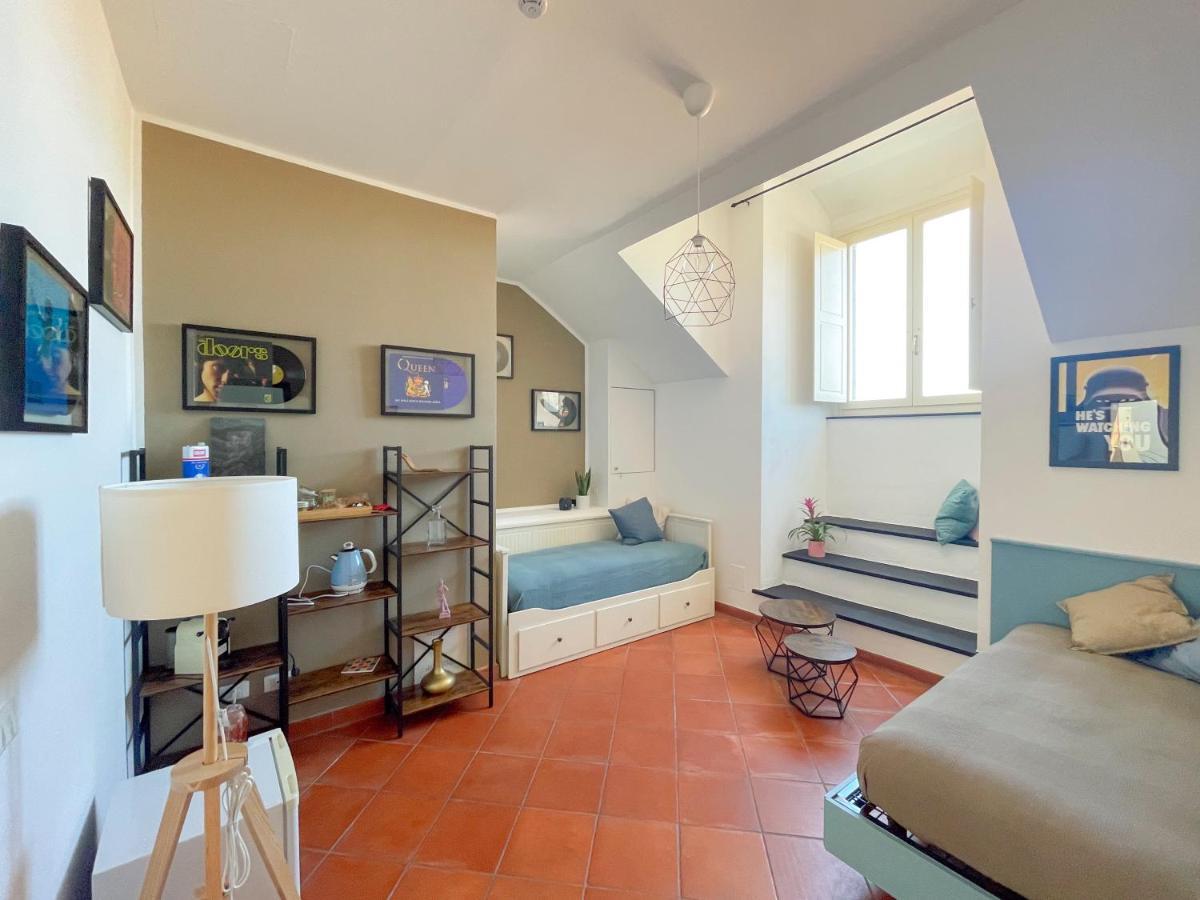 Palazzo Oddo Rental Rooms Albenga Exterior foto