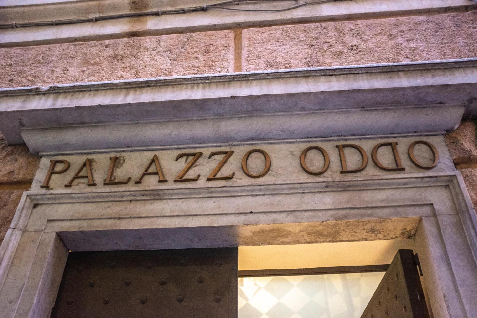 Palazzo Oddo Rental Rooms Albenga Exterior foto