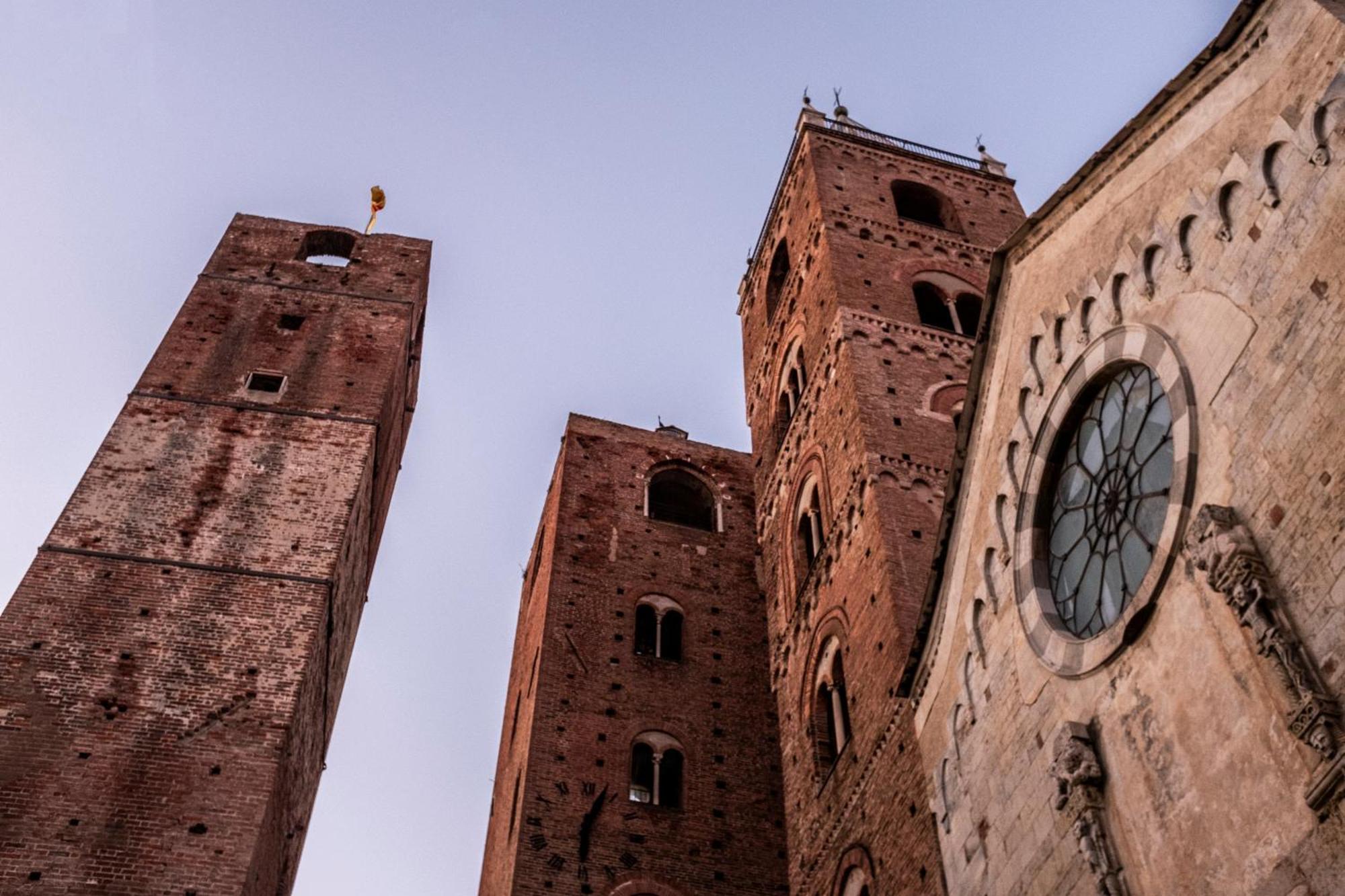 Palazzo Oddo Rental Rooms Albenga Exterior foto